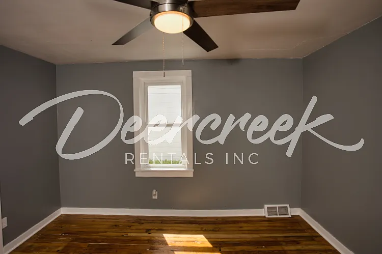 176 Esther Ave #1 — Photo 2