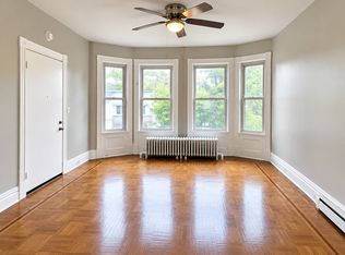 35 11th St APT 1, Troy, NY 12180