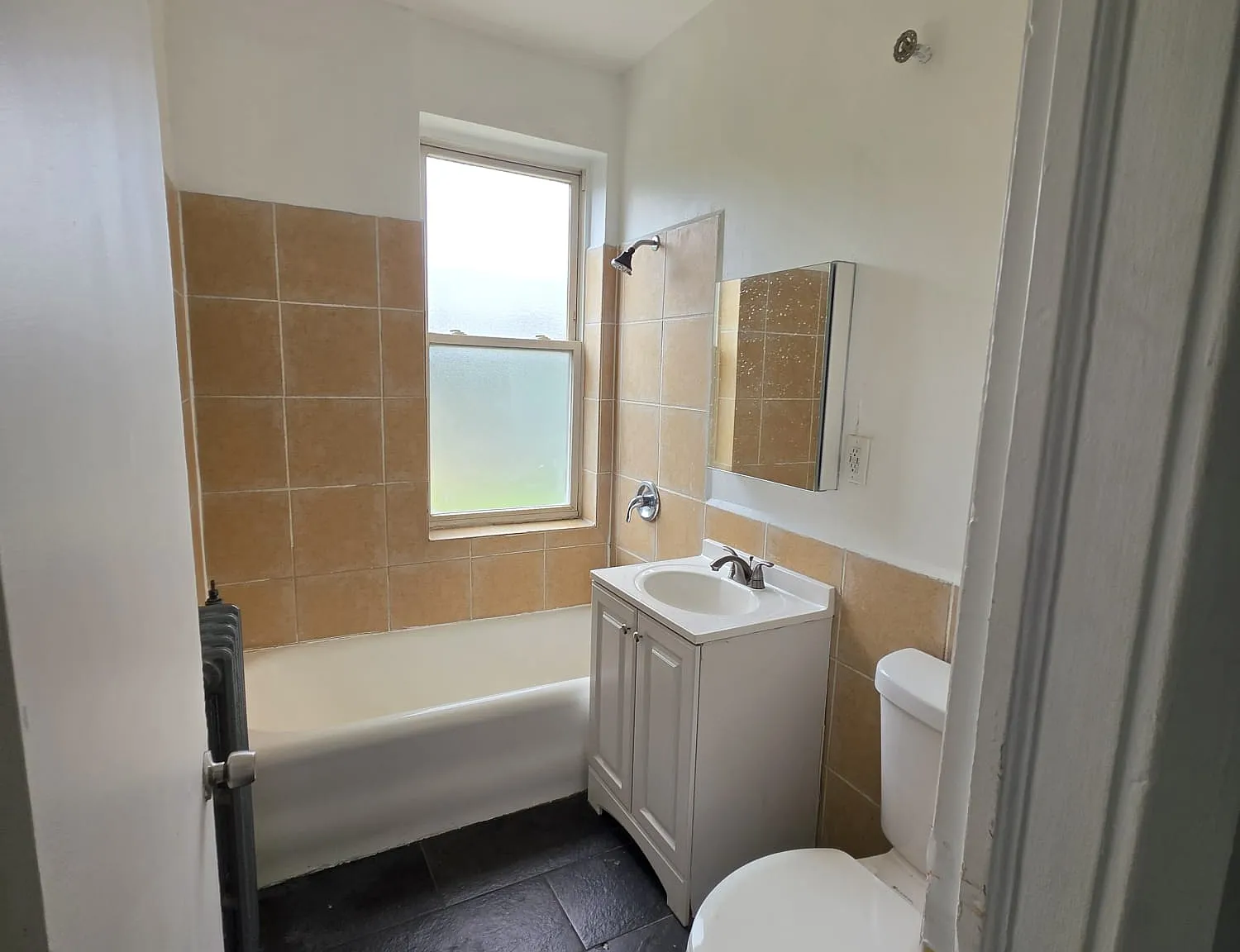 1 bed, $1,700 — Photo 3