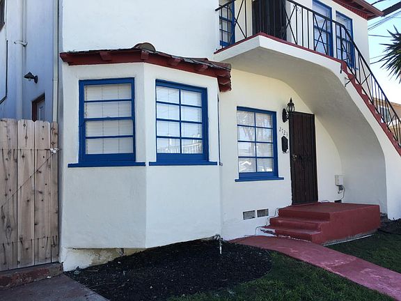 5th image of 2723 Wightman St