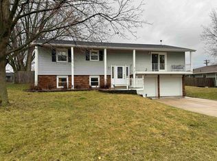 310 Longview St, Denver, IA 50622
