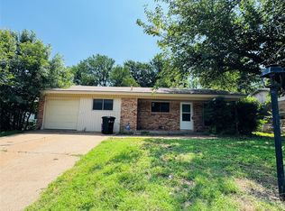1209 Lynn St, Weatherford, TX 76086