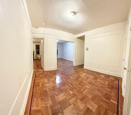 Rented by EastMount Realty LLC | media 16