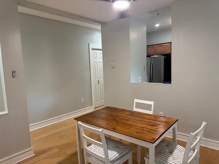 20 Linwood St #1 — Photo 14