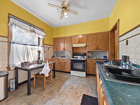 2nd image of 12045 S Eggleston Ave