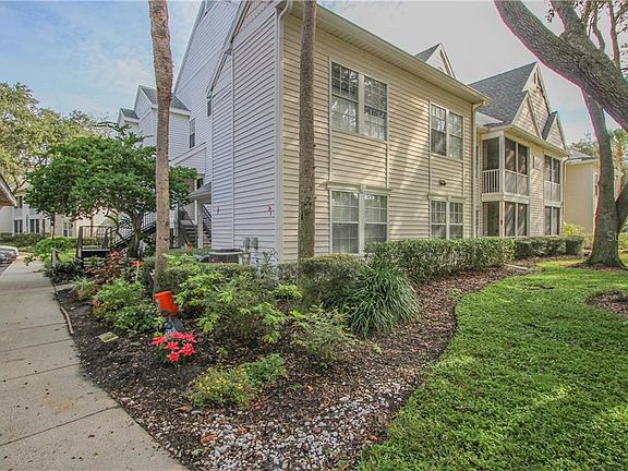 2nd image of 3275 Haviland Ct APT 302