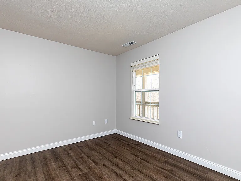 Renovated One-Bed Unit