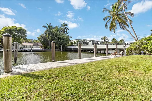 900 Belle Meade Island Dr Photo 1
