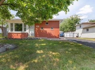 5216 155th St, Oak Forest, IL 60452