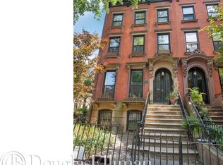 118 Lafayette Ave, Brooklyn, NY 11217
