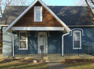 1005 E Eastwood St, Marshall, MO 65340