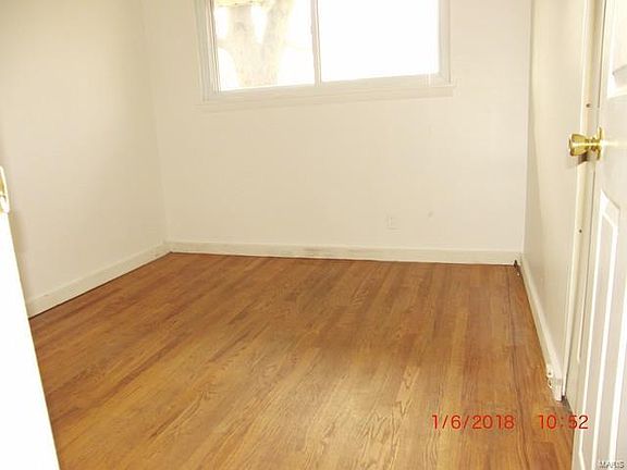 4th image of 609 Fairwick Dr