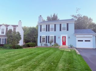13511 King Charles Dr, Chantilly, VA 20151