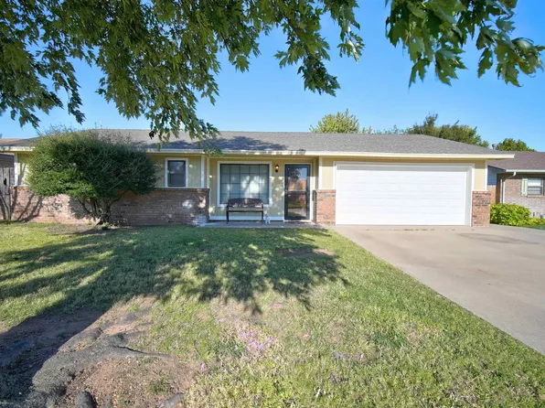 3301 Durum Dr, Woodward, OK 73801