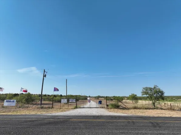 761 Fm 2134, Voss, TX 76888