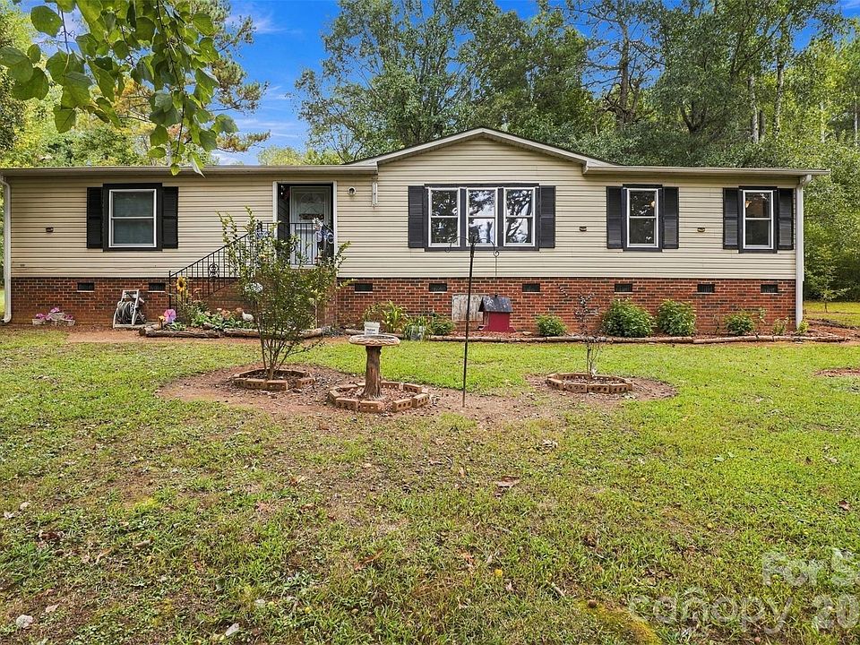 1st image of 106 Amy Dr