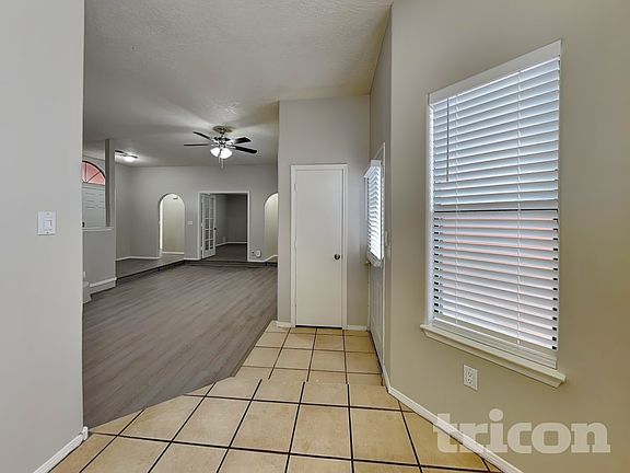 3rd image of 6401 Prairie Sage Dr NW