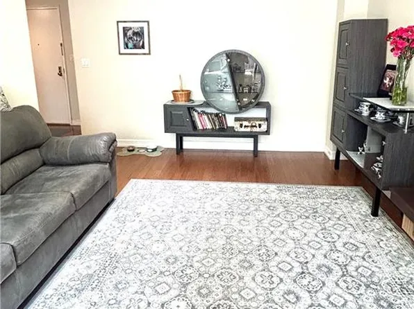 1213 Avenue Z image 19 of 27