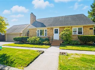 336 Roycroft Blvd, Amherst, NY 14226