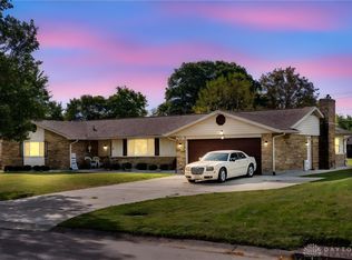 3653 Knollwood Dr, Dayton, OH 45432