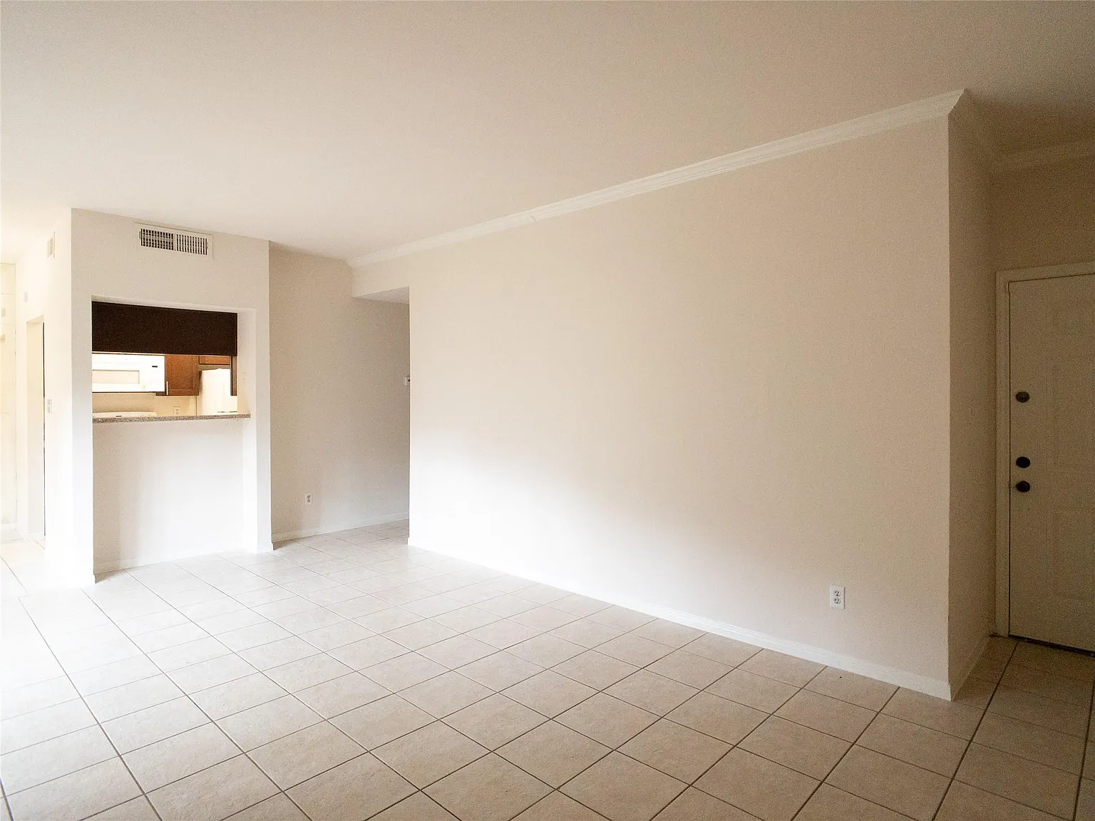2 bed, 2.0 bath, 1016 sqft, $1,200 — Photo 4