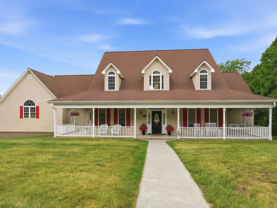1st image of 101 Darden Dr