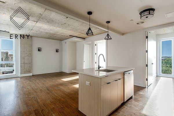 1st image of 740 E 21st St #1G