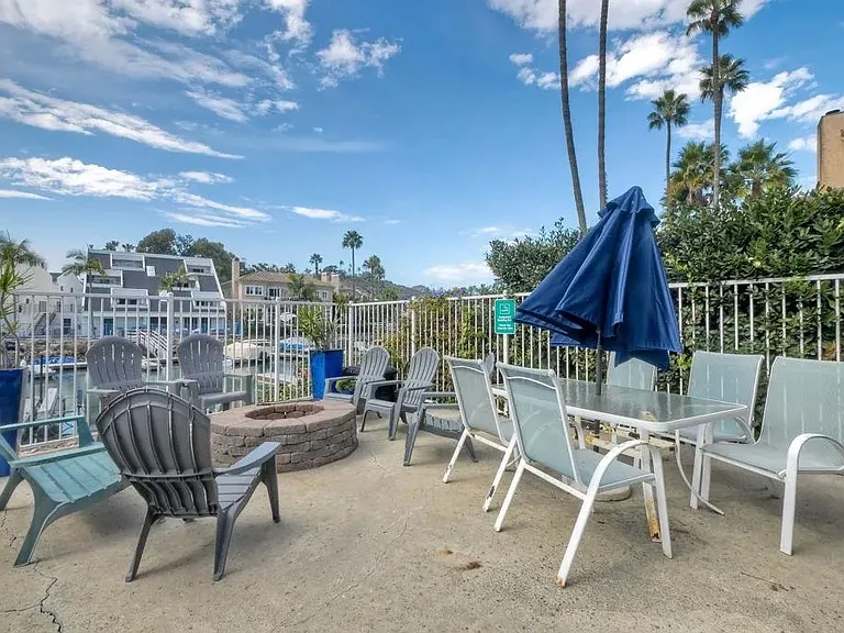 4705 Marina Dr #10-10-10 — Photo 31