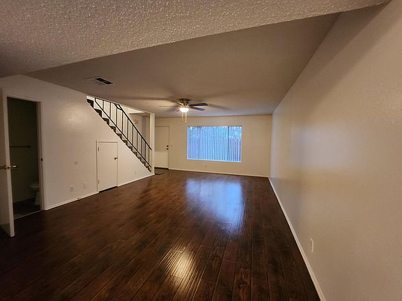 2nd image of 2474 Montrose Ave #2474