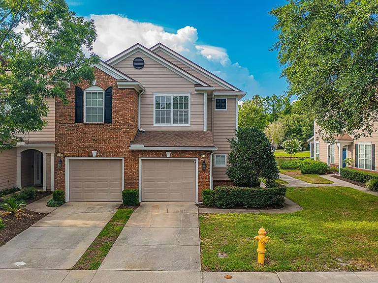11310 Campfield Cir — Photo 28