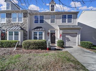 5717 Mossdale Ln, Charlotte, NC 28278