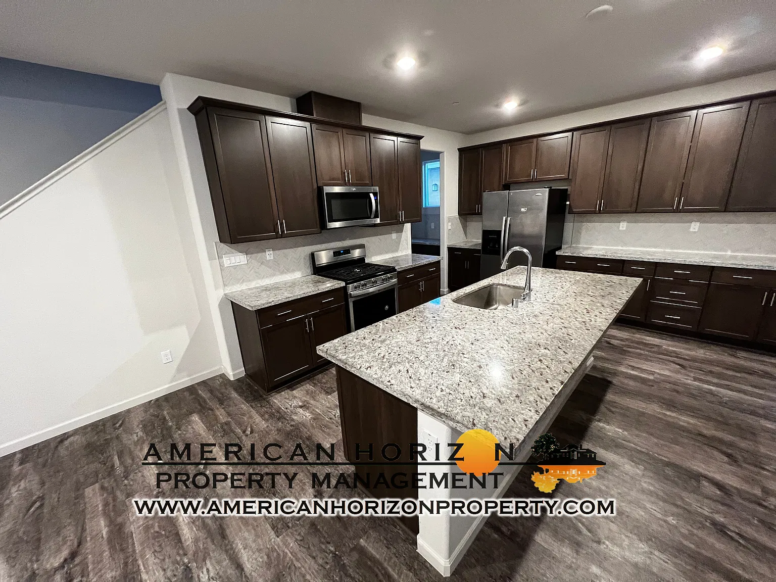 5 bed, 2948 sqft, $3,500 — Photo 2