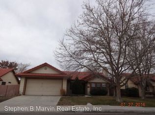 43353 Carol Dr, Lancaster, CA