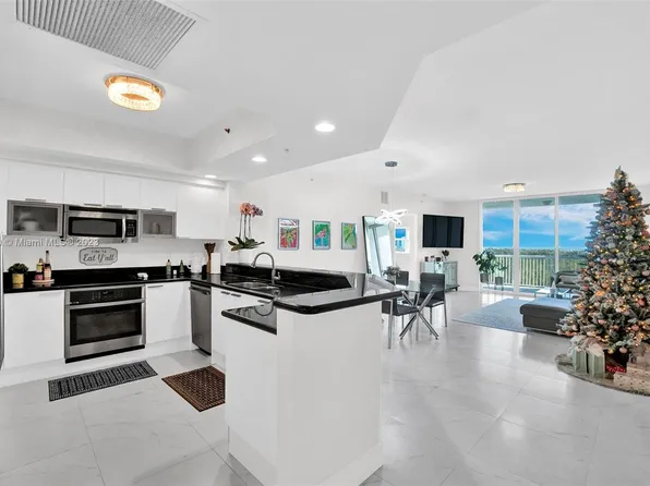 14951 Royal Oaks Ln APT 1605, North Miami, FL 33181
