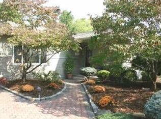 319 Cranford Rd, Cherry Hill, NJ 08003