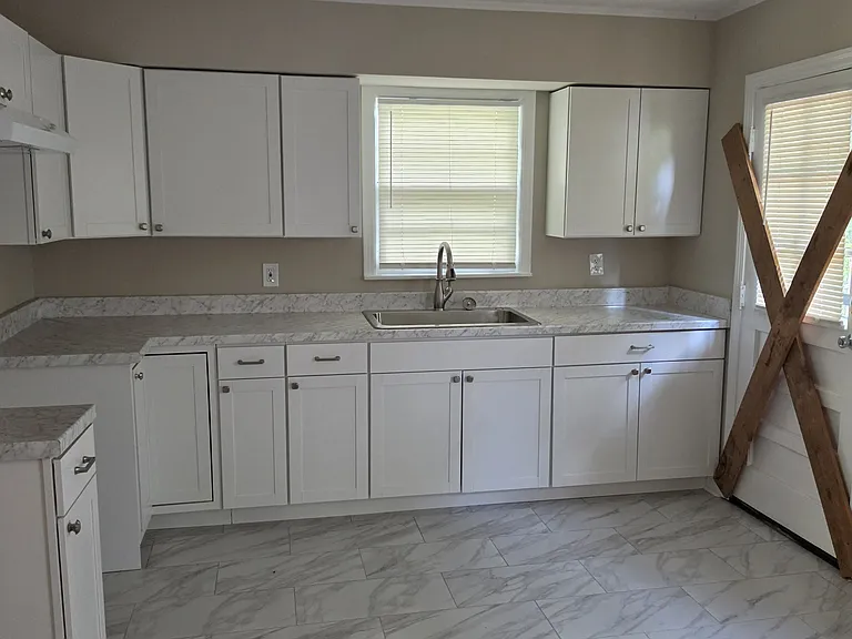 923 Tampa Ave — Photo 10