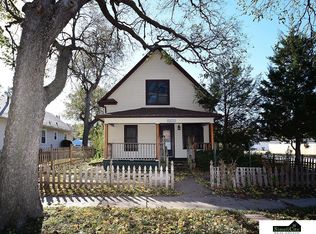 5103 Greenwood St, Lincoln, NE 68504