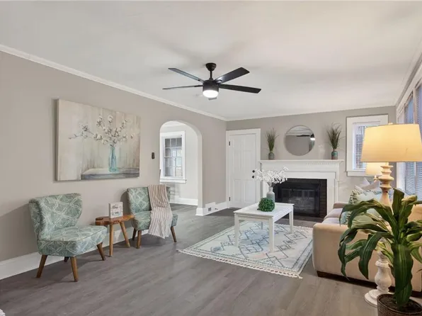 916 Delaware Ave, Suffolk, VA 23434