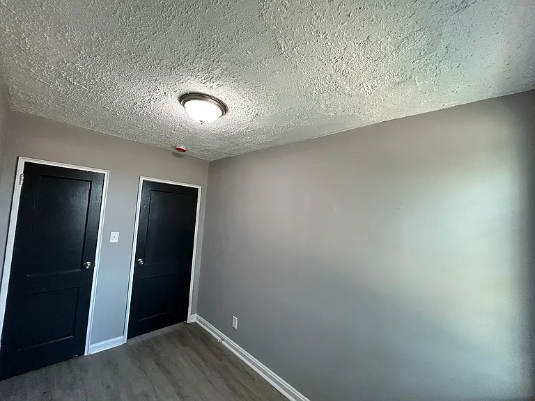 1503 Aldeney Ave — Photo 37