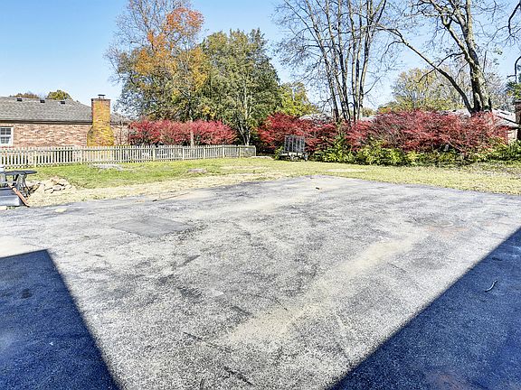 5th image of 505 Cheskirk Pl