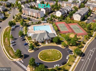 5214 Prairie Willow Ln, Centreville, VA 20120