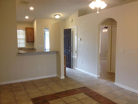 3rd image of 2935 Summer Winds Cir