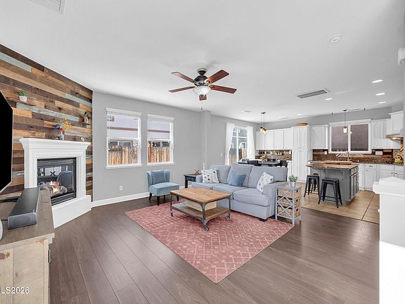 3rd image of 2085 Black Sand Dr