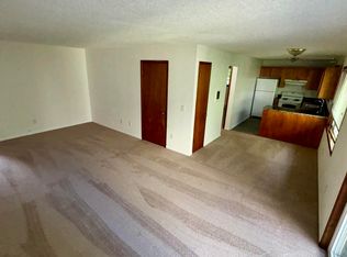 17160 Avondale Way NE APT 7, Redmond, WA 98052