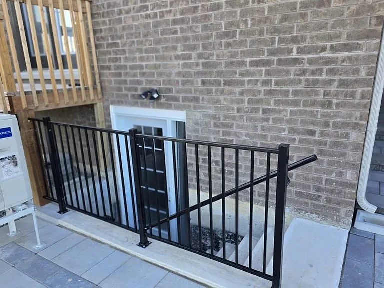Shepherd Dr — Photo 8