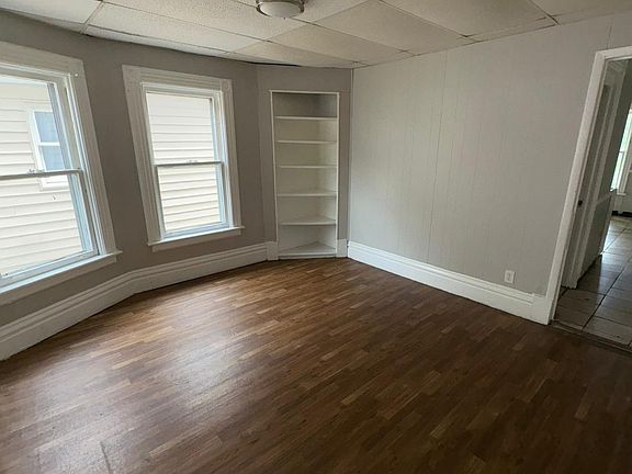 5th image of 59 5th Ave APT 2