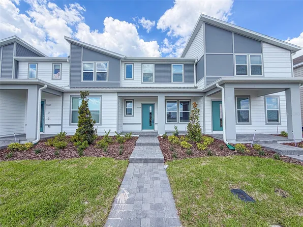 10537 Glowing Beacon St, Orlando, FL 32829