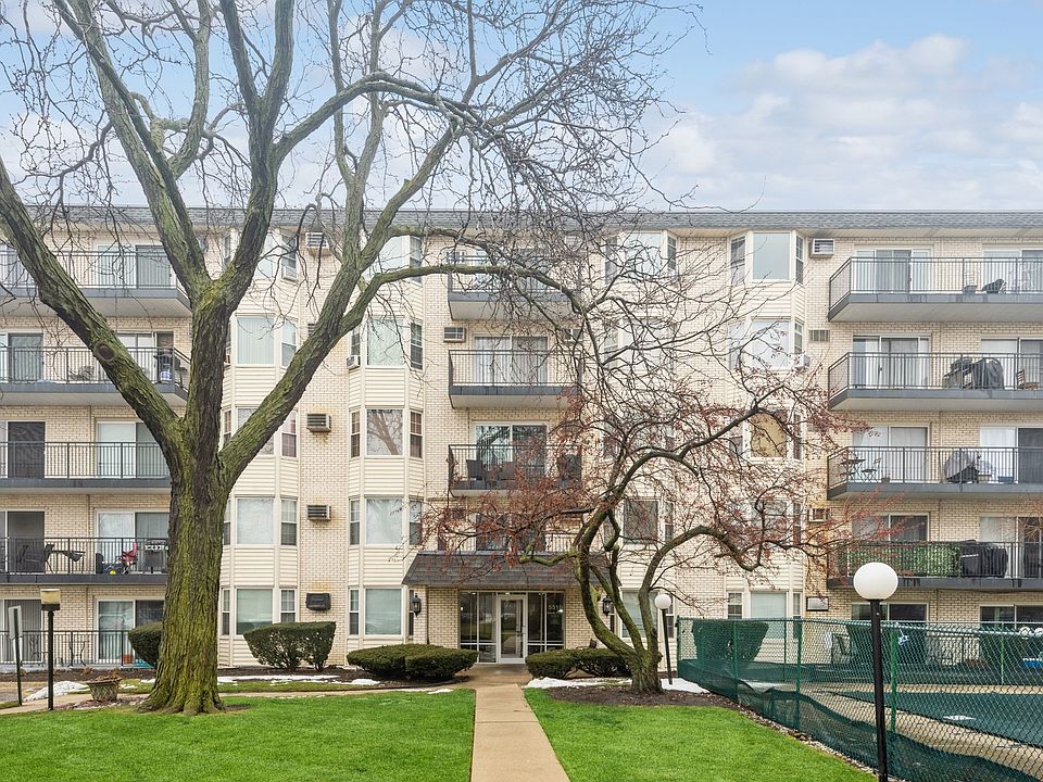 1st image of 5510 Lincoln Ave Unit 306