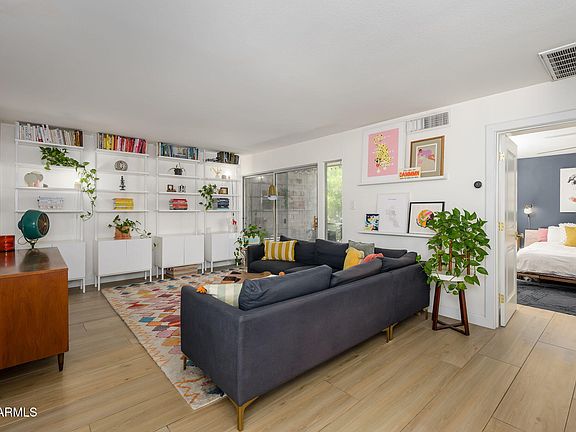 2nd image of 1225 E MEDLOCK Drive #206