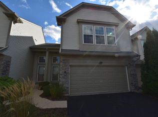 589 Conservatory Ln, Aurora, IL 60502